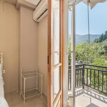 Giorgio Studios-apartments 2 3* Nikiana