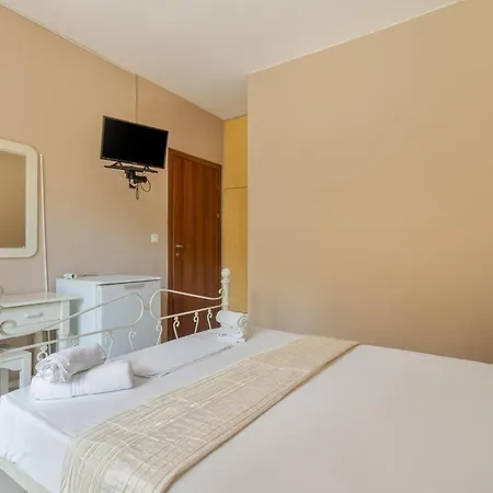 Гостевой дом Giorgio Studios-apartments 2 3*