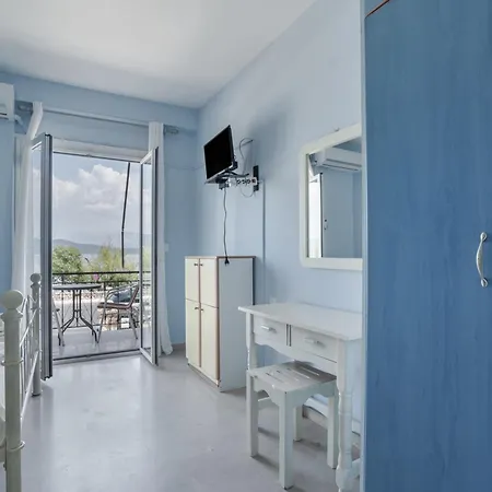 Giorgio Studios-apartments 2 Гостевой дом 3*
