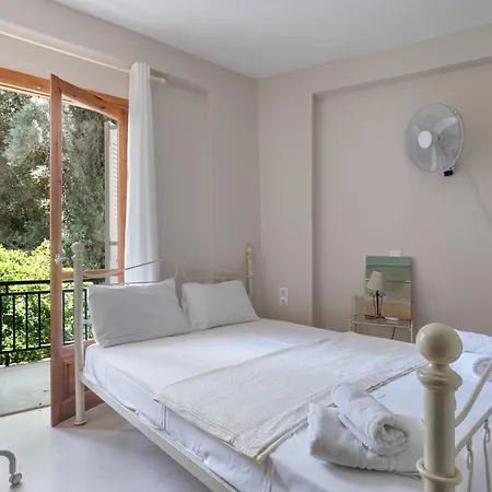 Giorgio Studios-apartments 2 3*