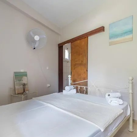 Giorgio Studios-apartments 2 Гостевой дом 3*