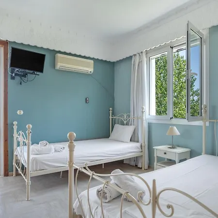 Giorgio Studios-apartments 2 Гостевой дом 3*