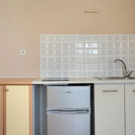 Giorgio Studios-apartments 2 Никиана